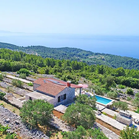 Vakantiehuis Zule - One Bedroom With Swimming Pool