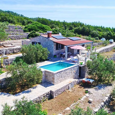Vakantiehuis Zule - One Bedroom With Swimming Pool *