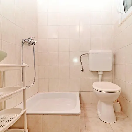 Hébergement de vacances Zule - One Bedroom With Swimming Pool *